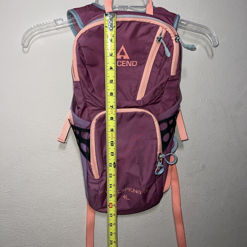 Hiking Day Pink Backpack. Ascend Current 4L hydration Pack. No Water Bladder - Picture 6 of 8